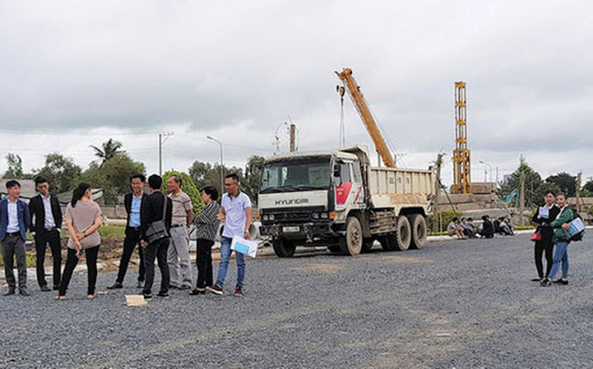 Làm thế nào để không bị “ sập bẫy" lừa đảo khi mua nhà đất"?