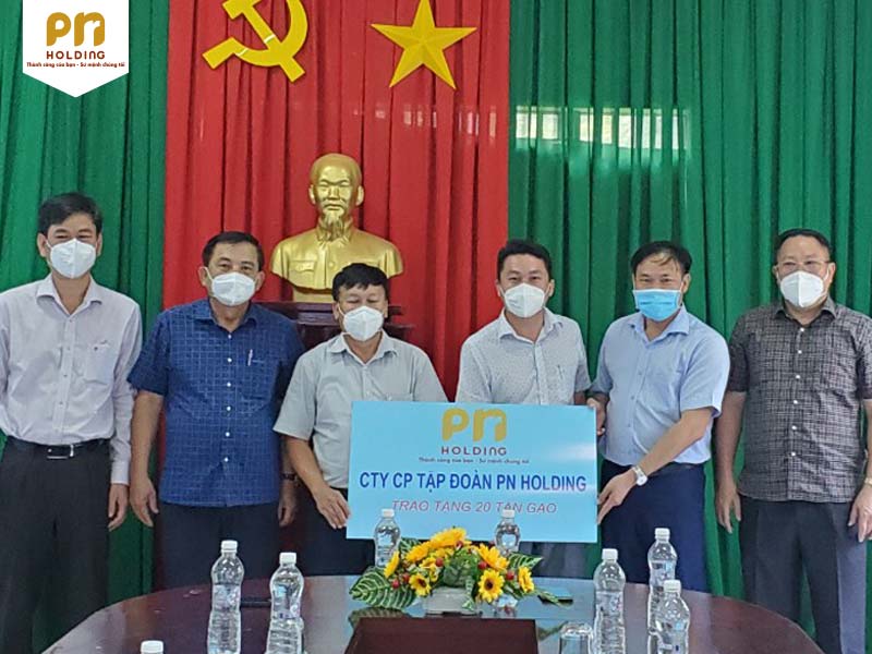 PN Holding tiếp tục trao tặng 20 tấn gạo, hỗ trợ người dân Đồng Nai